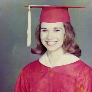 Meet your Posher, Elaine